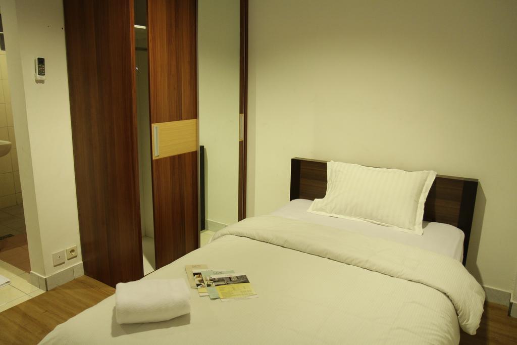 Hotel Lotus Bandung Habitación foto