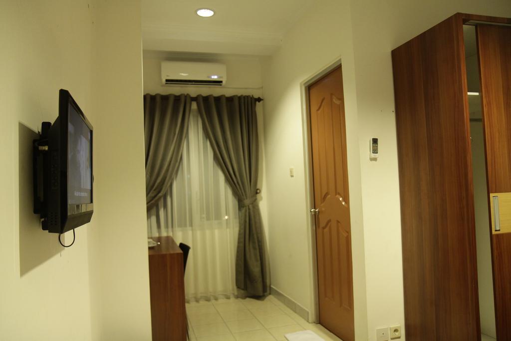 Hotel Lotus Bandung Habitación foto