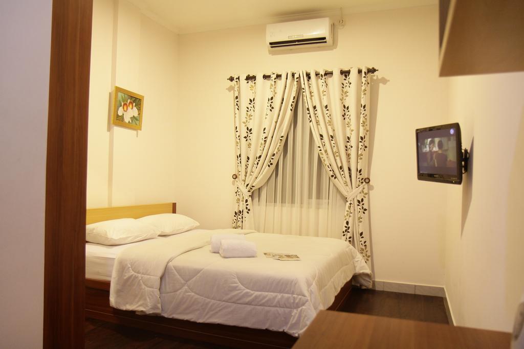 Hotel Lotus Bandung Habitación foto